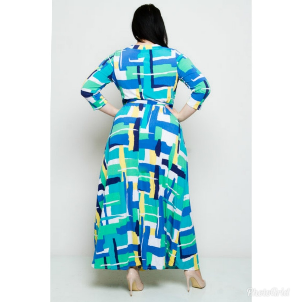 PLUS FRONT TIE V NECK MAXI DRESS - Picture 4 of 5
